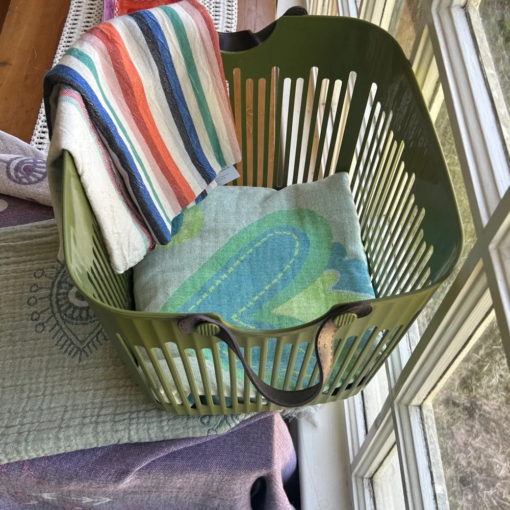 Amazon laundry basket